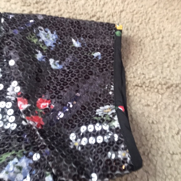 🌸NEW🌸 Love Moschino Vintage Rare Flower Sequin Top - Picture 8 of 16